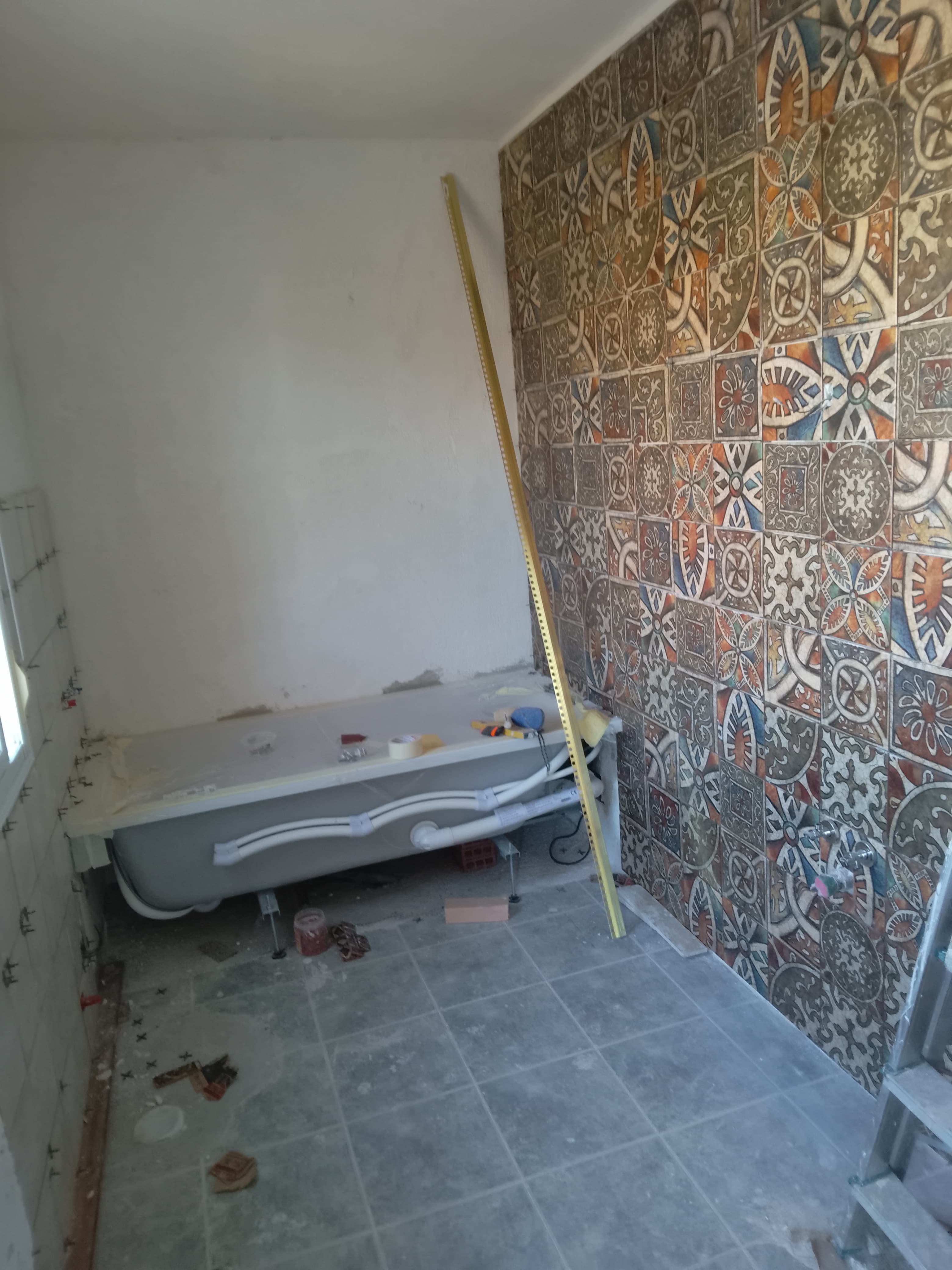 Vista final del baño reformado en Los Narejos