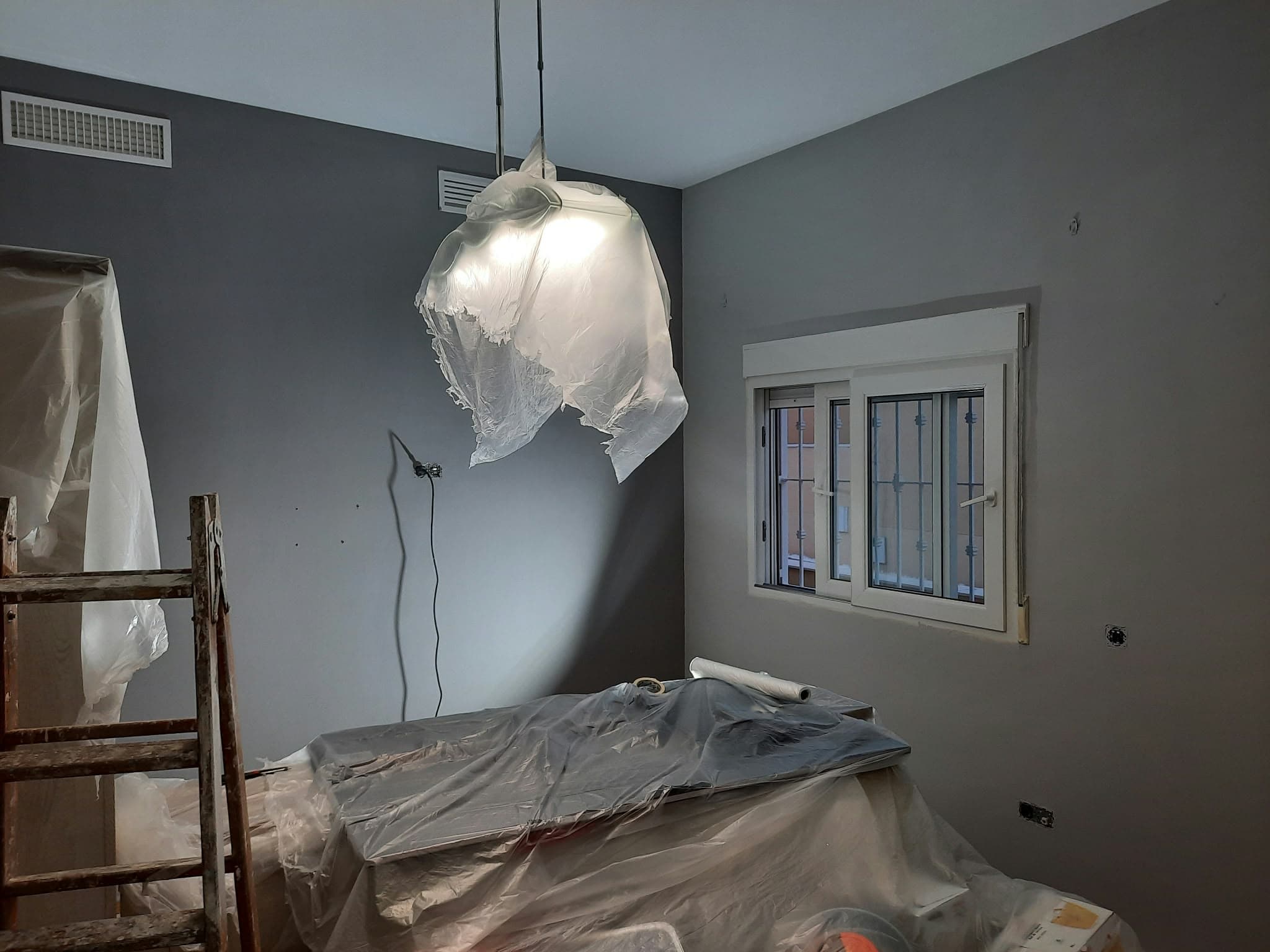 Trabajo de pintura decorativa interior, fotografía 10